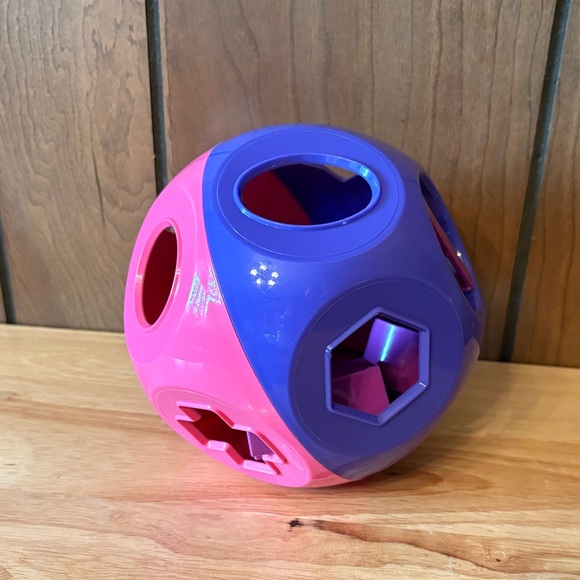 Tupperware Shape-O Toy - Picture 2 of 6